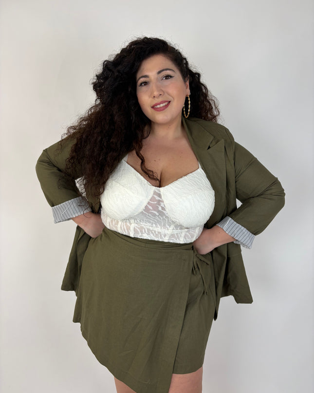 Tailleur in Lino Con Pantagonna