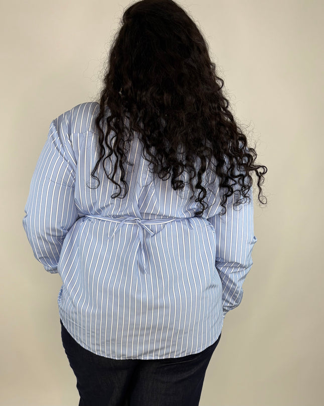 Camicia Brigida con cravatta e laccio