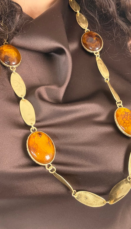 Collana Abu Dhabi